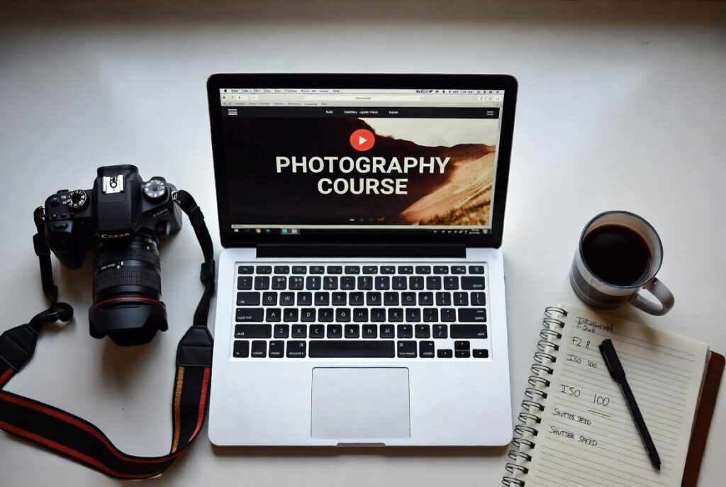 Comparing top platforms for photography courses and lessons online